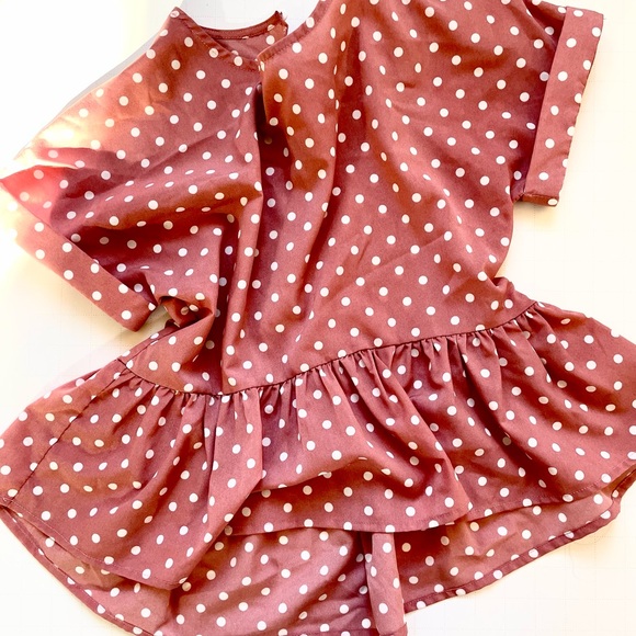 💕✨Shein Peplum Top✨💕 - Picture 1 of 3